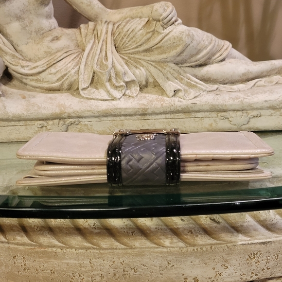 L.A.M.B. by Gwen Stefani Frosted Iridescent Clutch Wallet Luxury Designer #484 - Picture 12 of 16